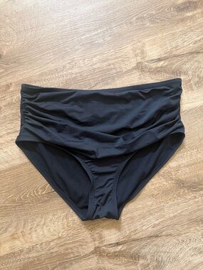 NWOT Apt 9 Black Women's High-Waist Swim Bottom, Size Medium